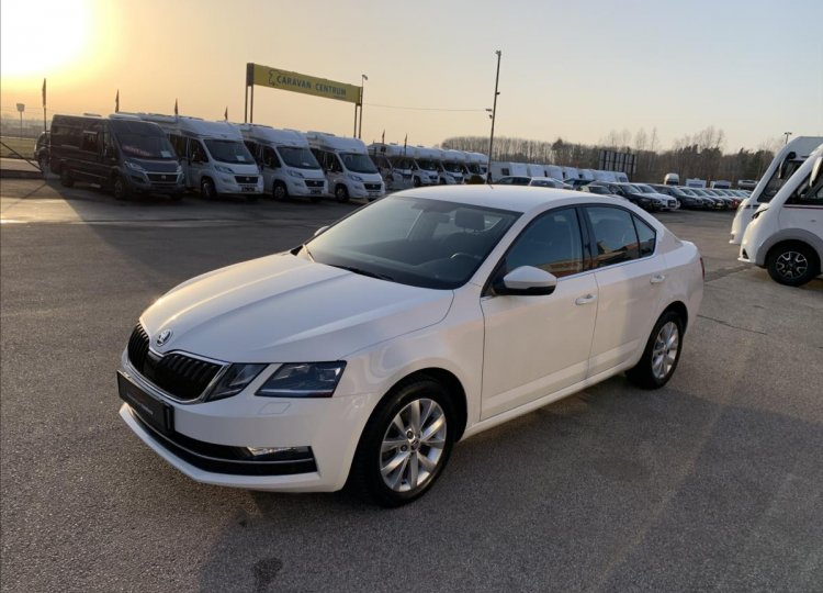 Škoda Octavia, 1,6 TDi Style - LED