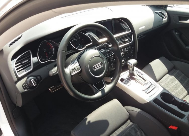 Audi A5, 2,0 TDi S-Line, quattro