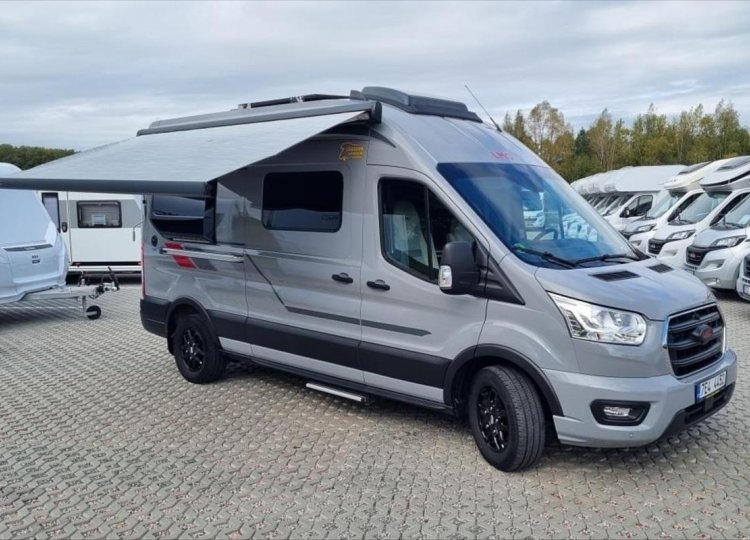 LMC , 2,0 Innovan 590 TDCi obytný automobil