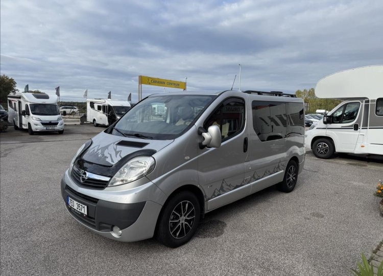 Opel Vivaro, 2,5 Spací vestavba DCi Westfalia