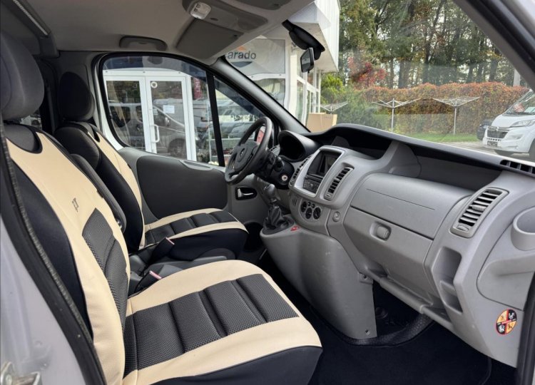 Opel Vivaro, 2,5 Spací vestavba DCi Westfalia